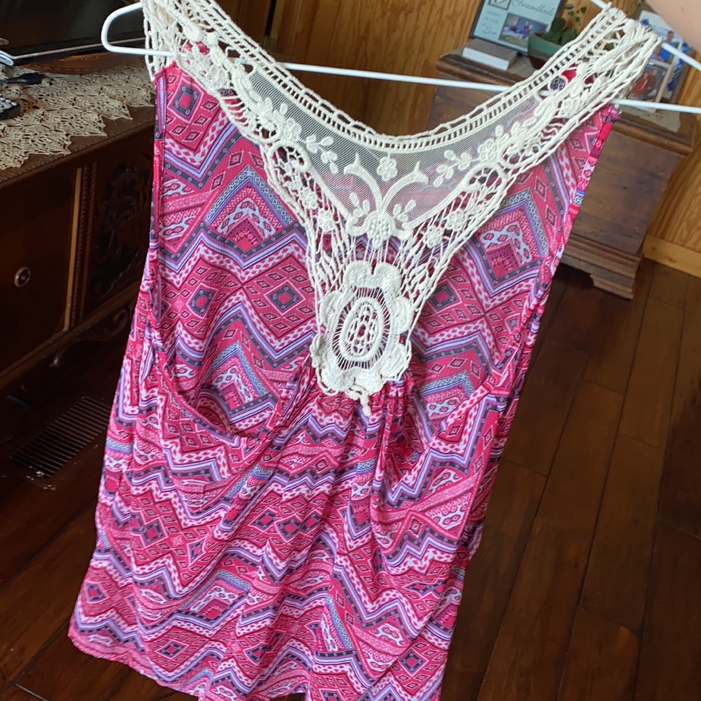 Tank - Picture 2 of 2